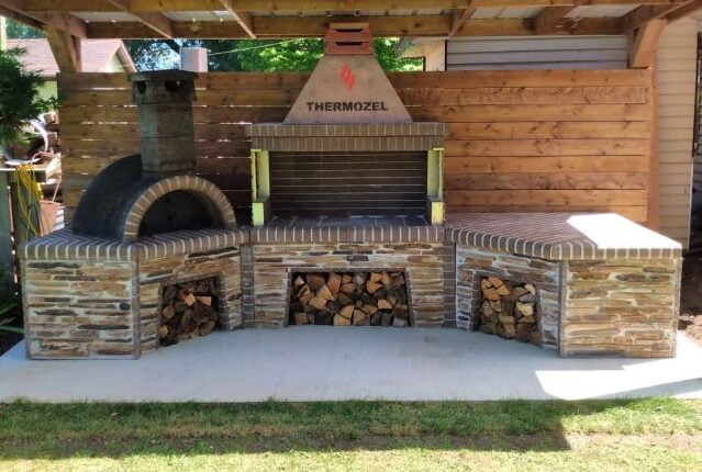 Firebrick Outdoor Kitchen With Large, Pizza Oven Outdoor Kitchen